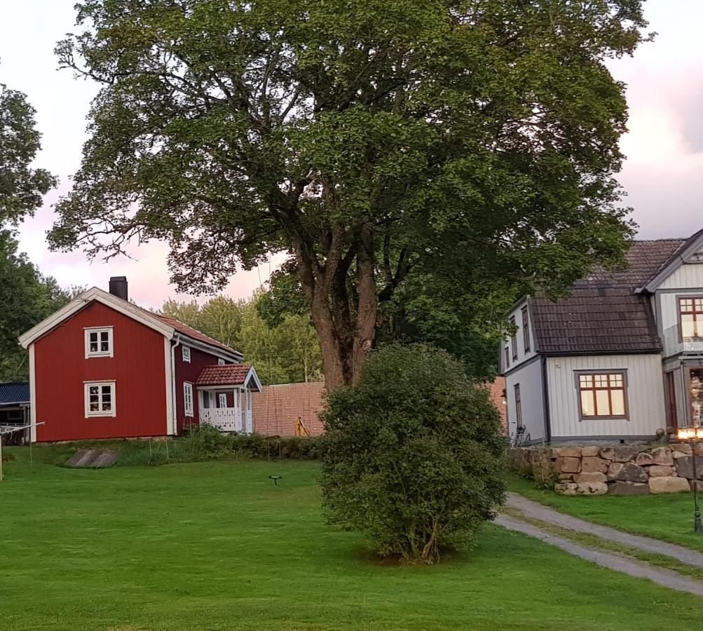1800-Tals Torp I Landsbygd Naera Till Allt Värnamo Buitenkant foto